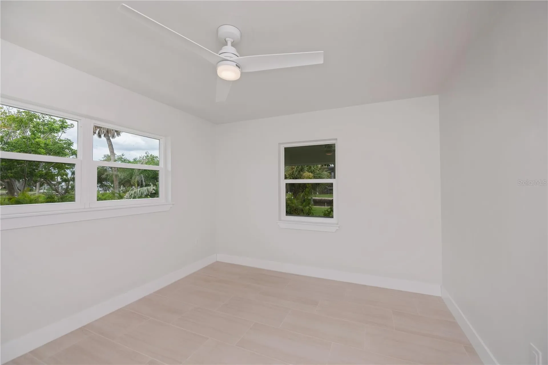 352 Oak Street Englewood FL 34223