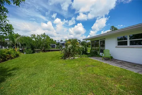 352 Oak Street Englewood FL 34223
