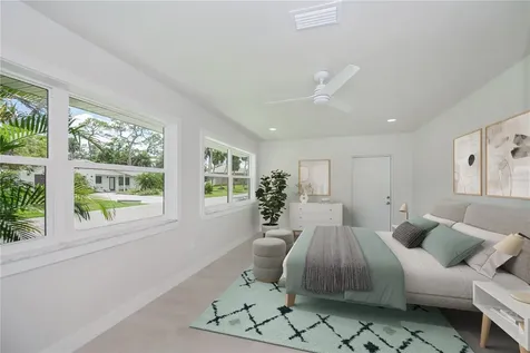 352 Oak Street Englewood FL 34223