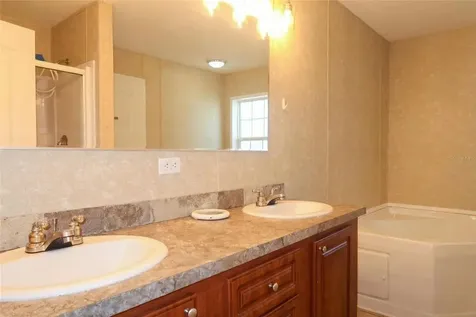 6102 Woodhaven Drive Lakeland FL 33811