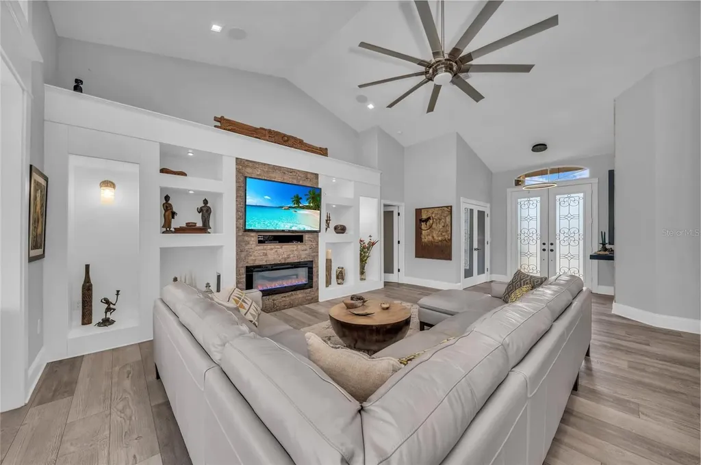 12809 Sheringham Way Sarasota FL 34240