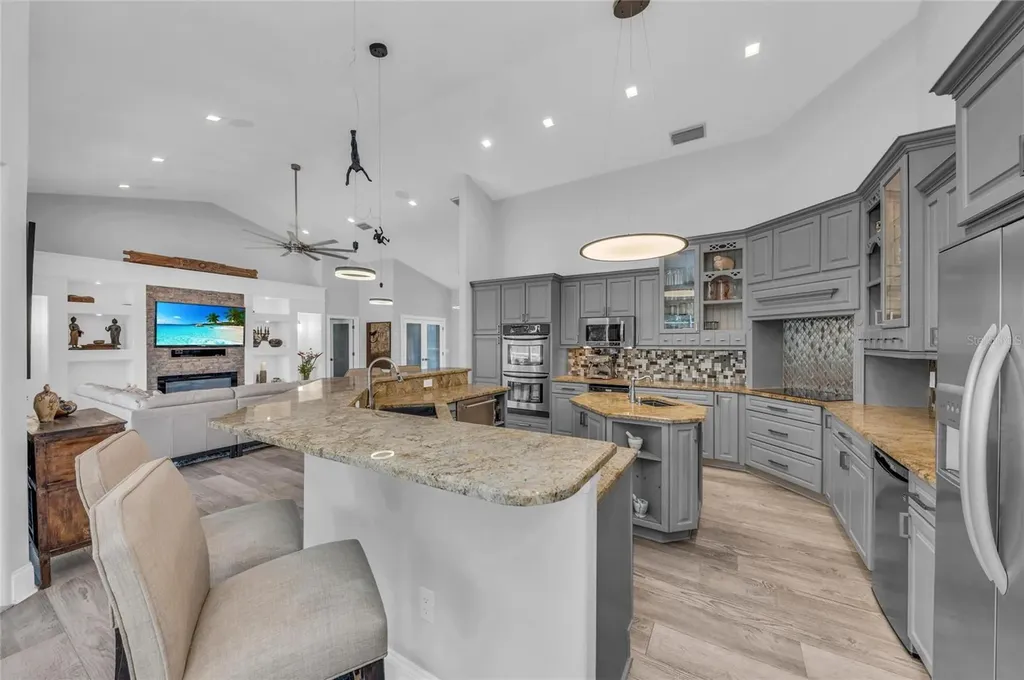 12809 Sheringham Way Sarasota FL 34240