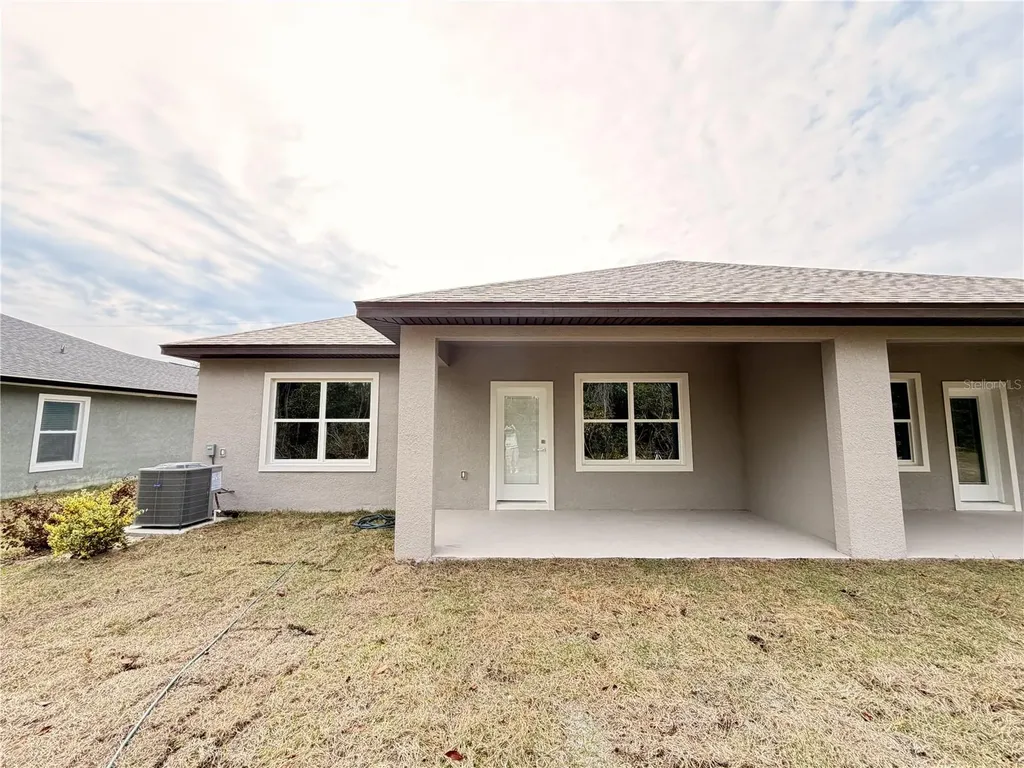21 Rosepetal Lane Palm Coast FL 32164
