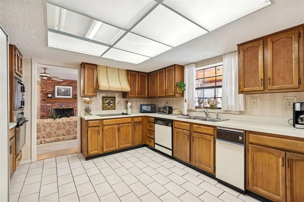 29244 Whipporwill Lane Wesley Chapel FL 33543