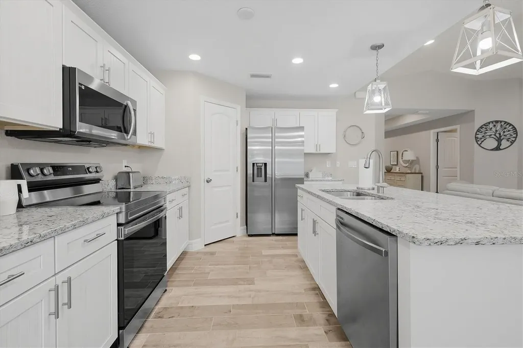 106 Red Cedar Park Rotonda West FL 33947