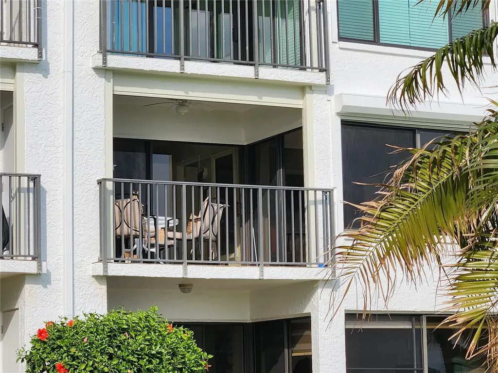 6287 Bahia Del Mar Circle St Petersburg FL 33715