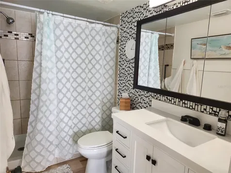 6287 Bahia Del Mar Circle St Petersburg FL 33715