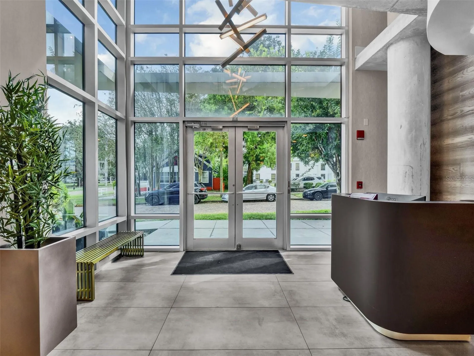 525 E Jackson Street Orlando FL 32801