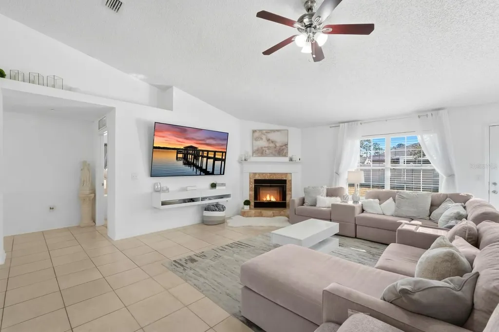 6 Reybury Lane Palm Coast FL 32164