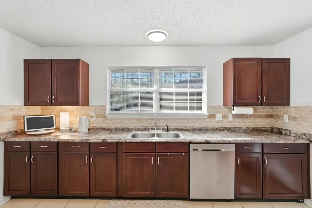 6 Reybury Lane Palm Coast FL 32164