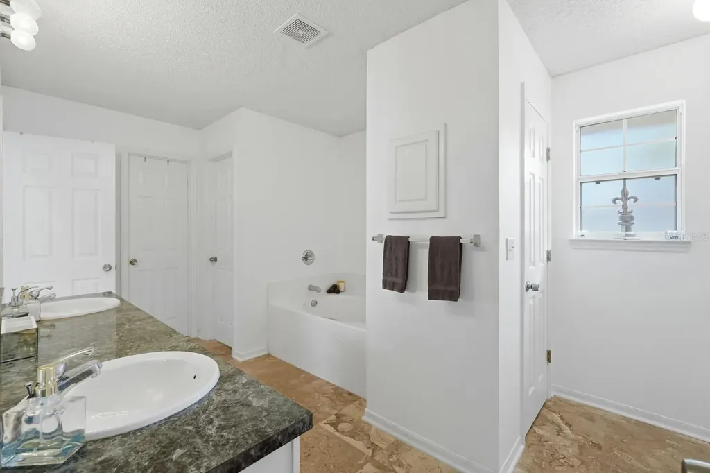 6 Reybury Lane Palm Coast FL 32164
