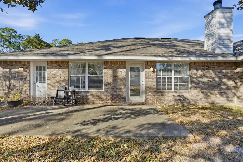 6 Reybury Lane Palm Coast FL 32164