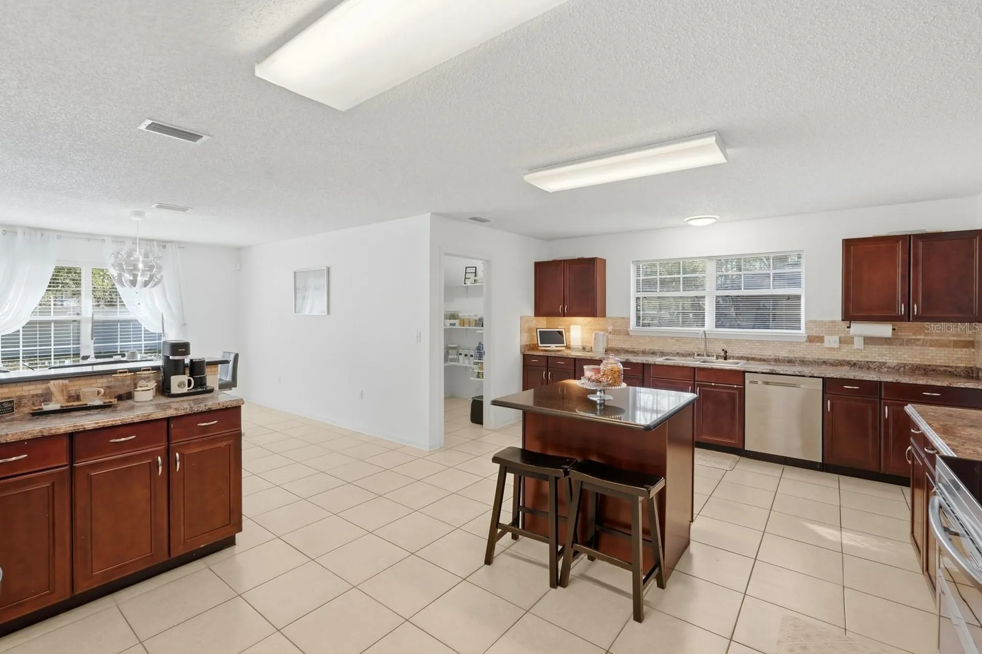 6 Reybury Lane Palm Coast FL 32164