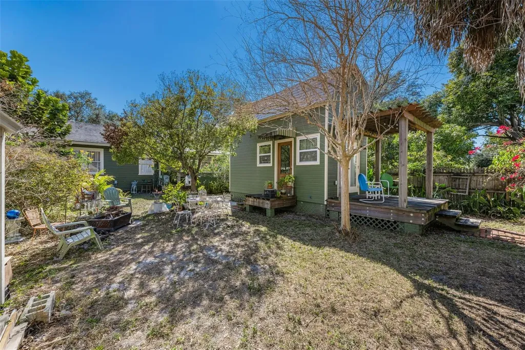 3411 W Bay Avenue Tampa FL 33611