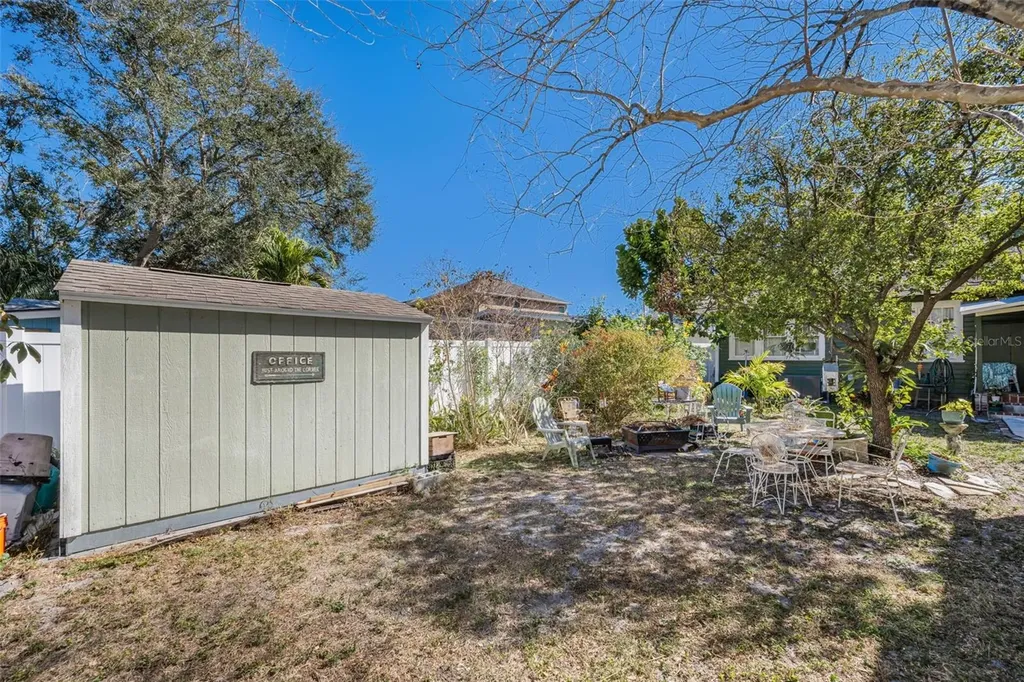 3411 W Bay Avenue Tampa FL 33611