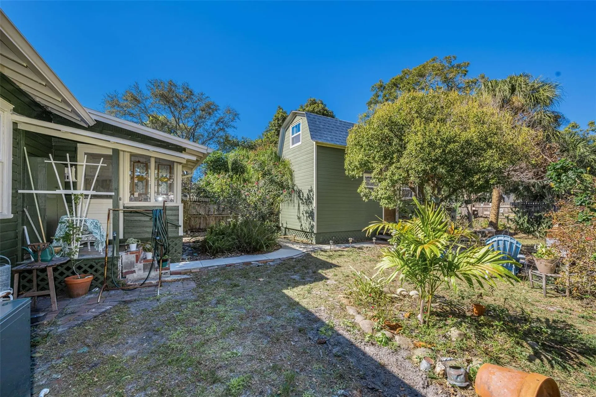 3411 W Bay Avenue Tampa FL 33611