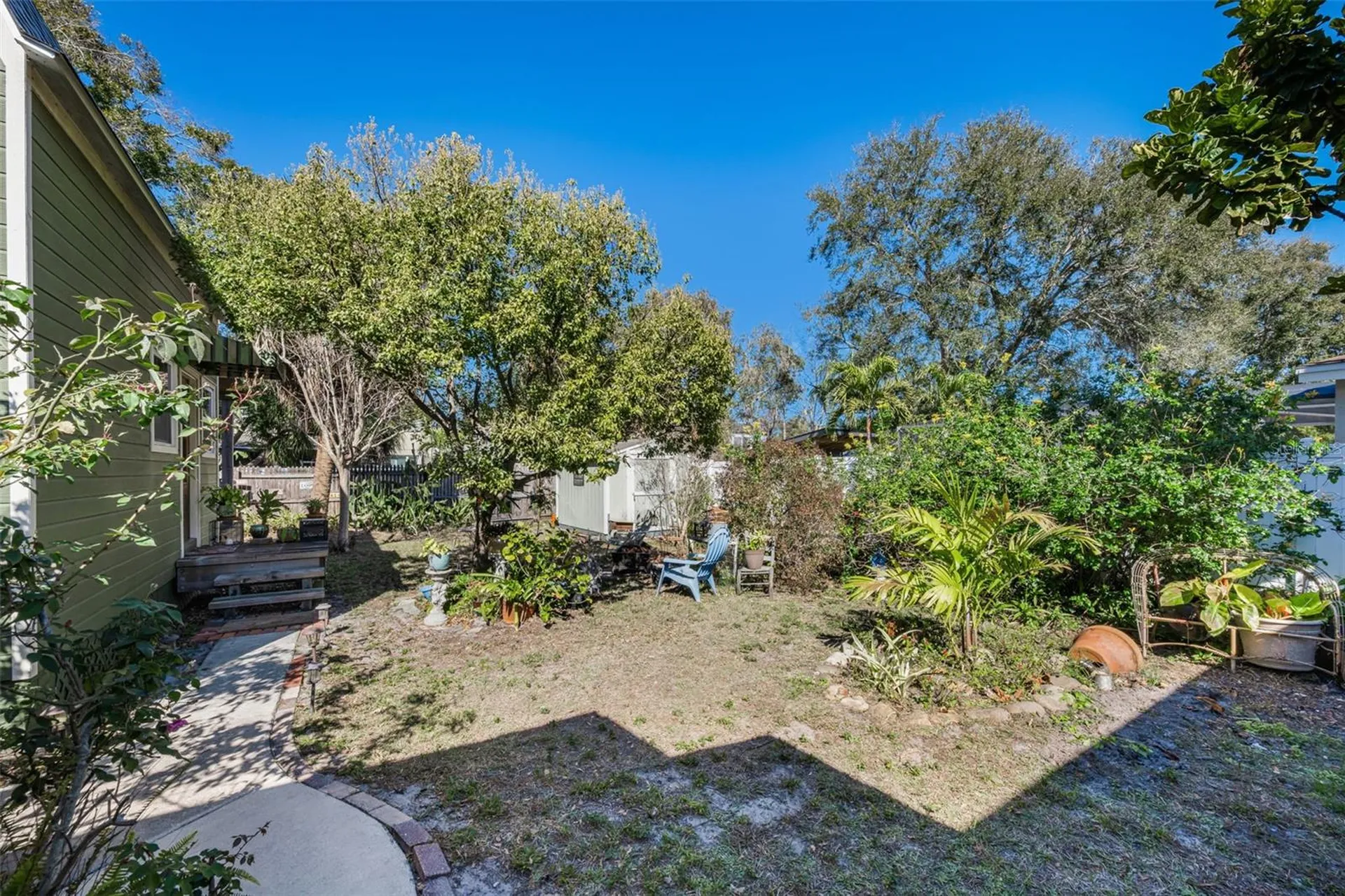 3411 W Bay Avenue Tampa FL 33611