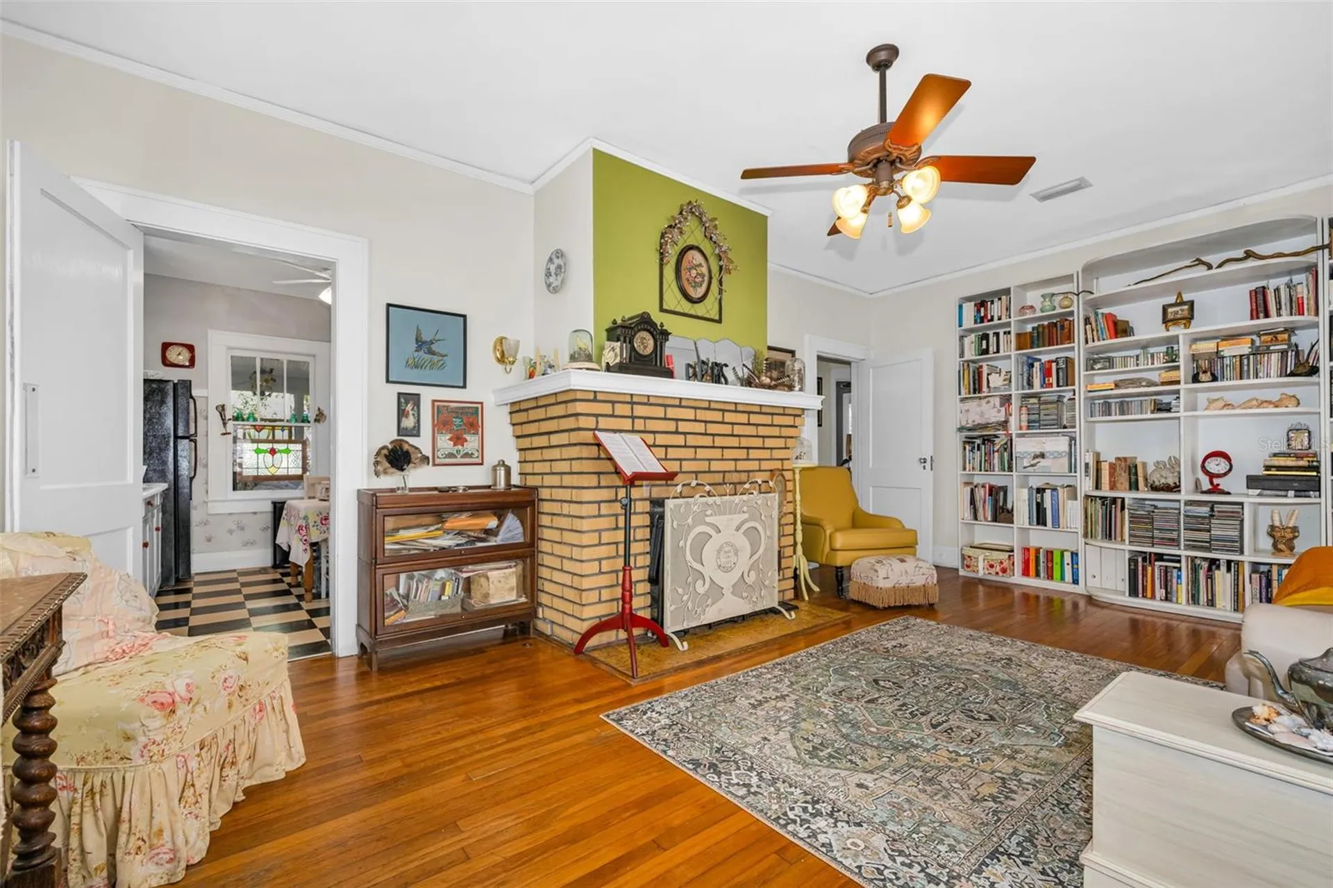 3411 W Bay Avenue Tampa FL 33611