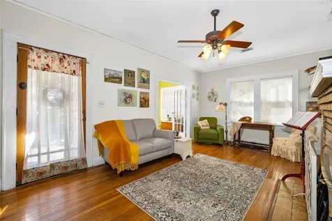 3411 W Bay Avenue Tampa FL 33611