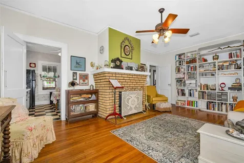3411 W Bay Avenue Tampa FL 33611