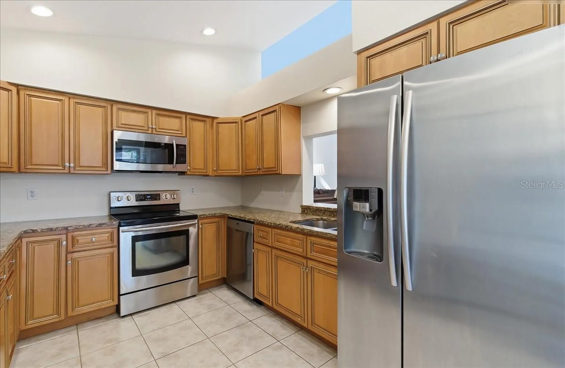 8215 Country Oaks Court Sarasota FL 34243