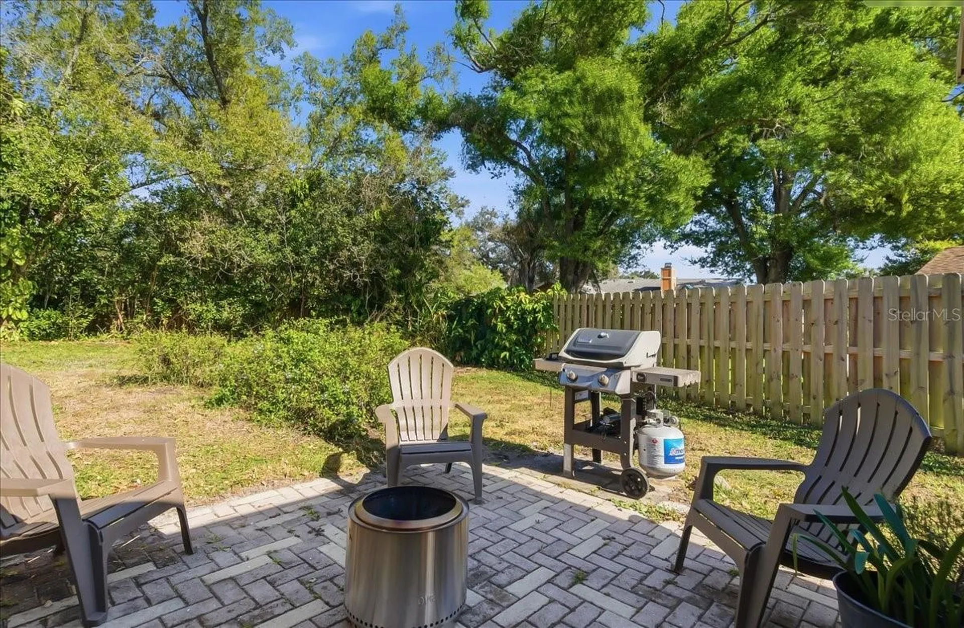8215 Country Oaks Court Sarasota FL 34243