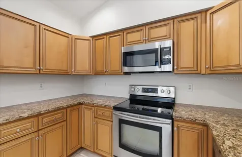 8215 Country Oaks Court Sarasota FL 34243