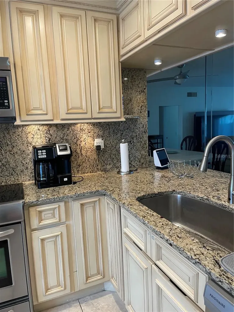 6260 Sun Boulevard St Petersburg FL 33715