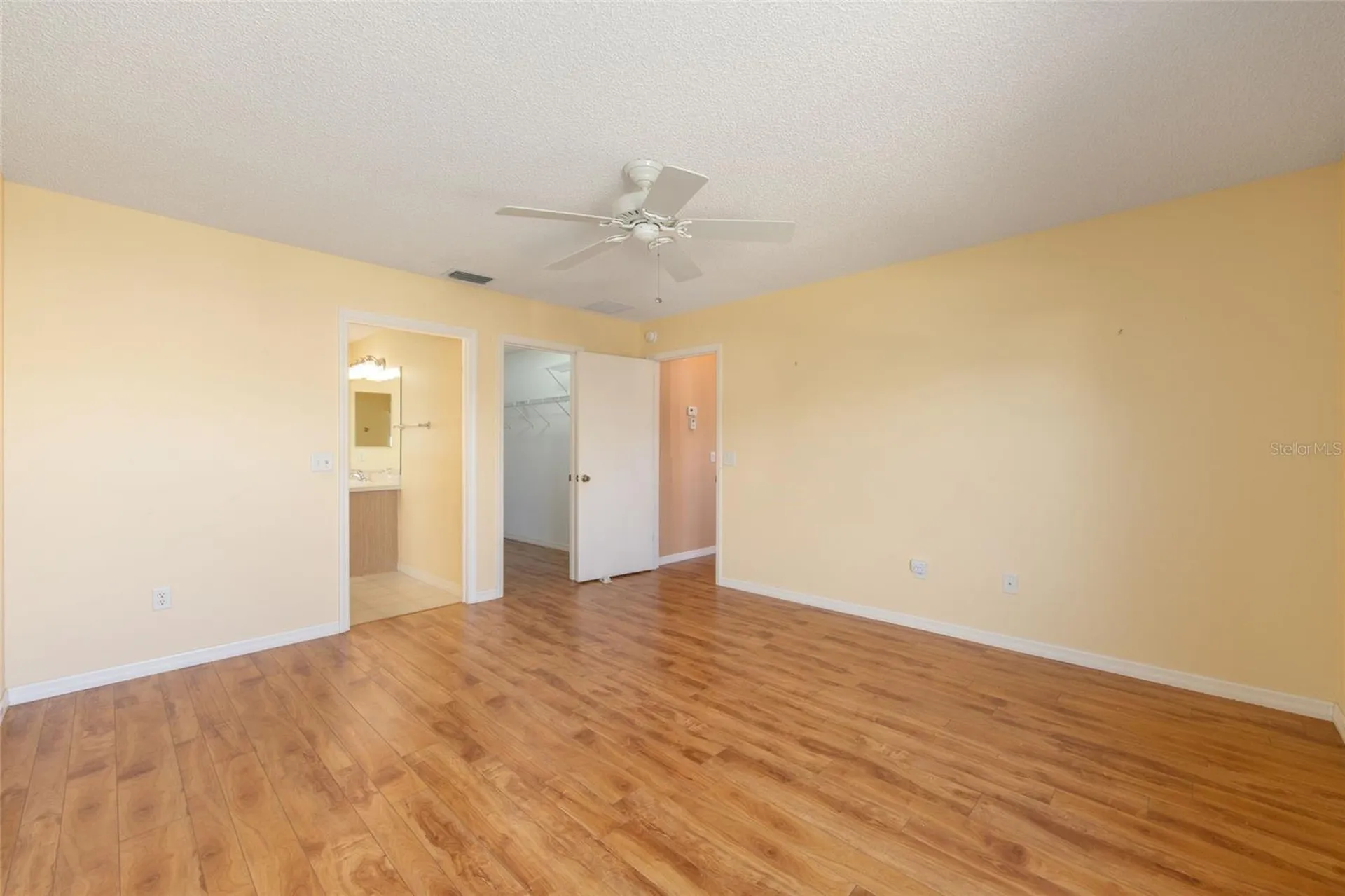 829 Evelynton Loop The Villages FL 32162