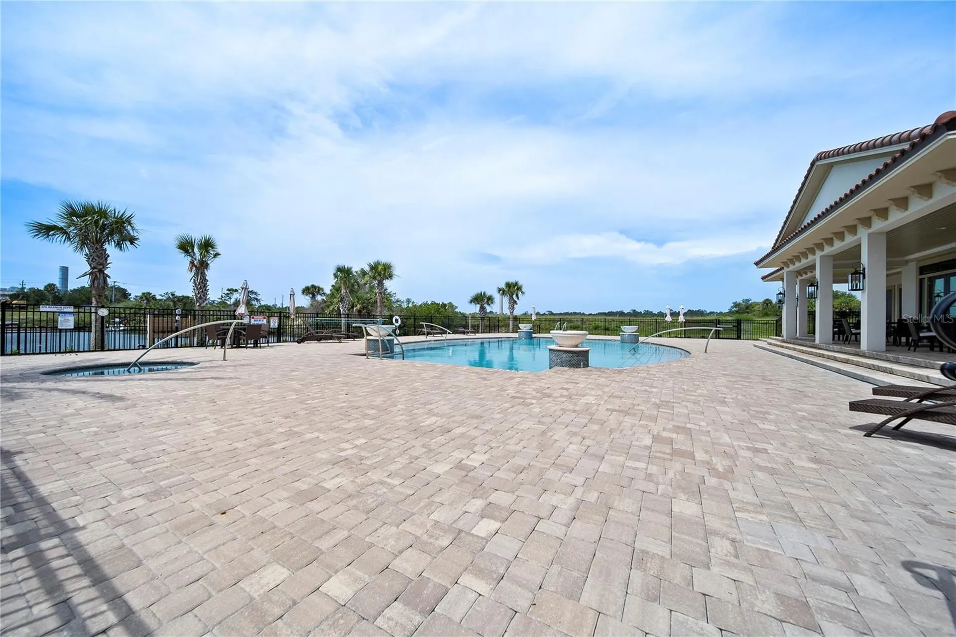92 Del Palma Drive Palm Coast FL 32137