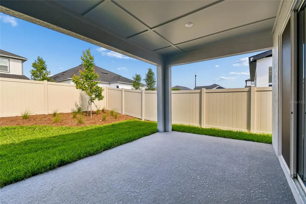 5842 Native Oak Street Mount Dora FL 32757