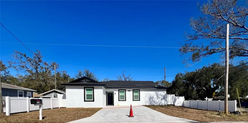 7514 Illinois Drive Tampa FL 33619
