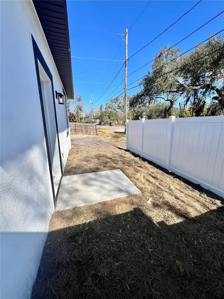 7514 Illinois Drive Tampa FL 33619