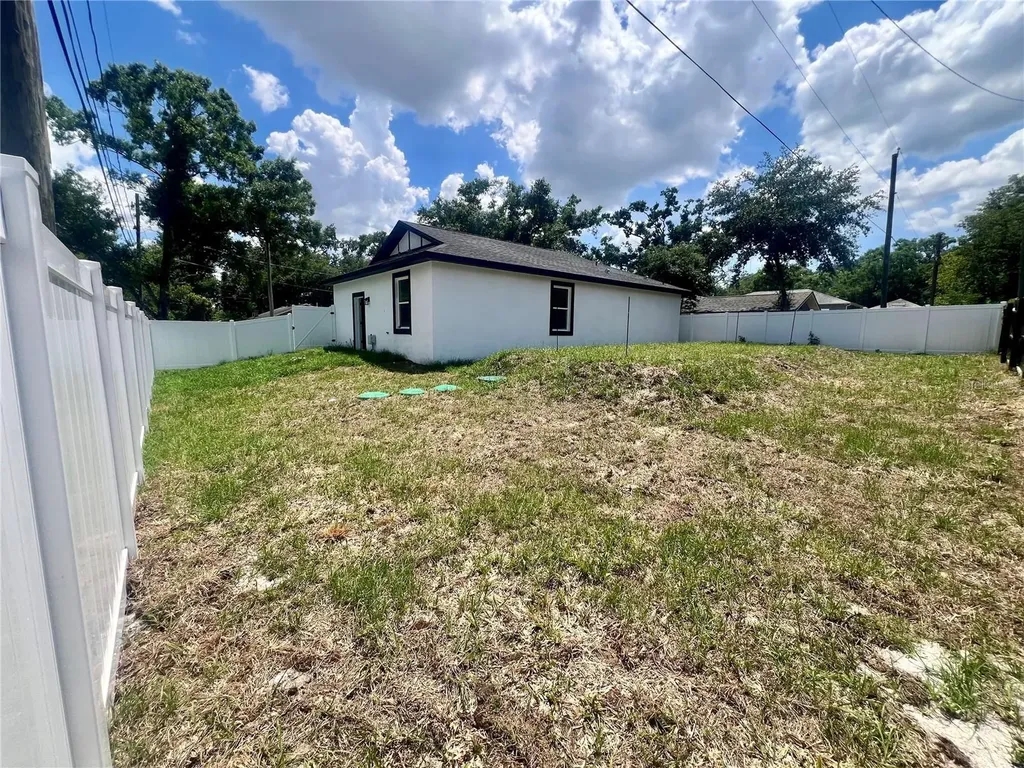 7514 Illinois Drive Tampa FL 33619