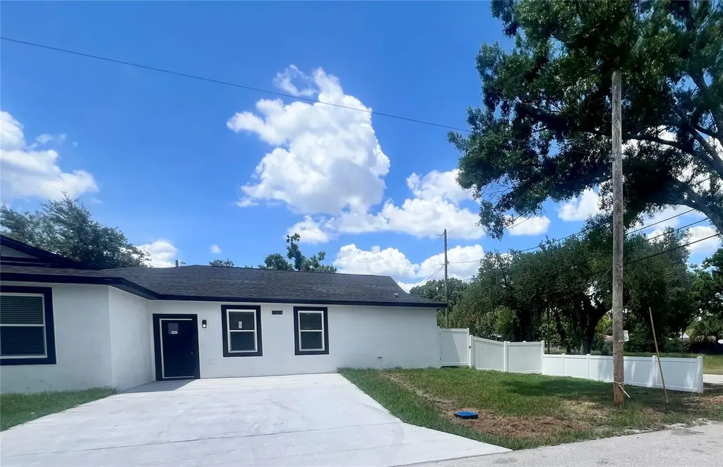7514 Illinois Drive Tampa FL 33619