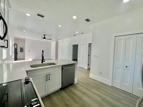 7514 Illinois Drive Tampa FL 33619
