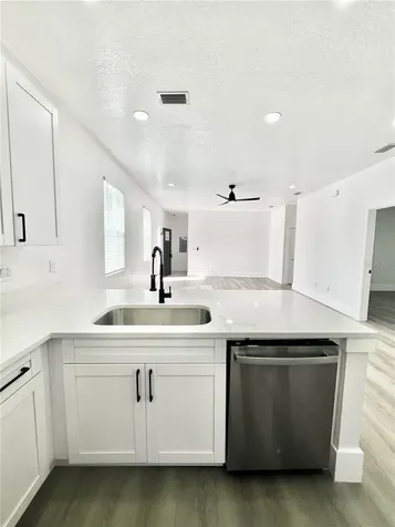 7514 Illinois Drive Tampa FL 33619
