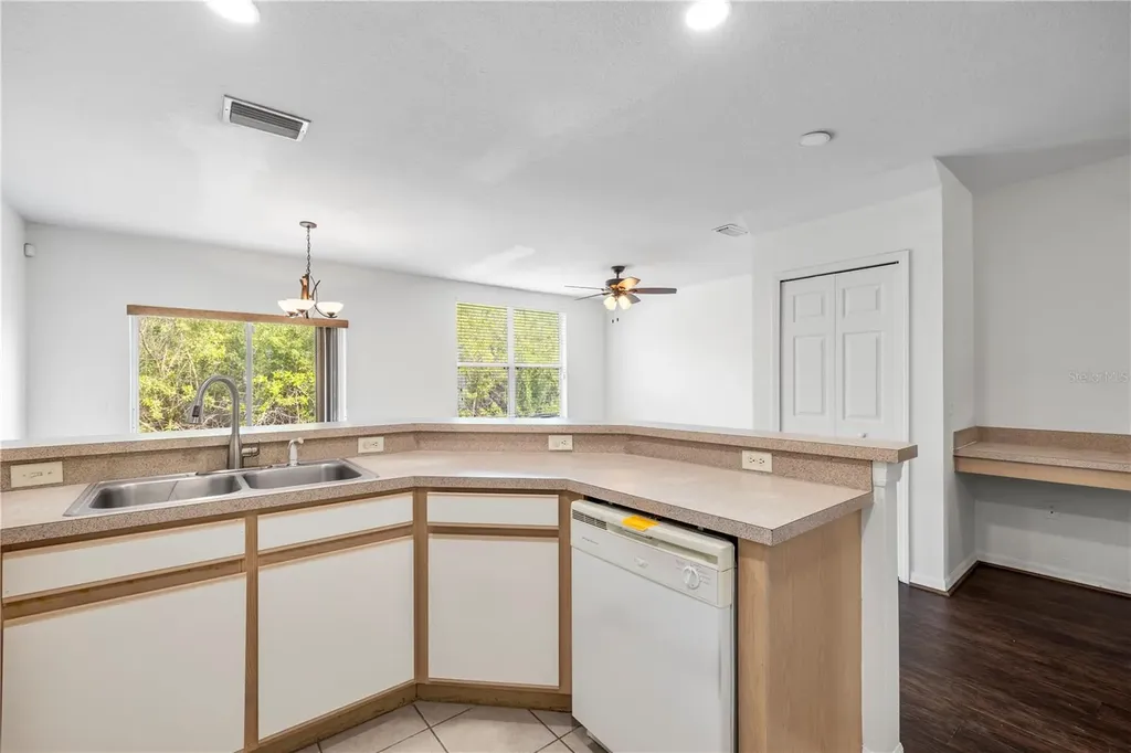 6229 Olivedale Drive Riverview FL 33578