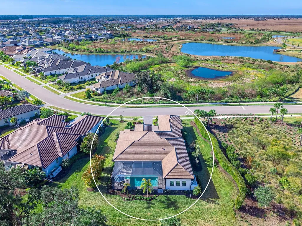 9220 Starry Night Avenue Sarasota FL 34241