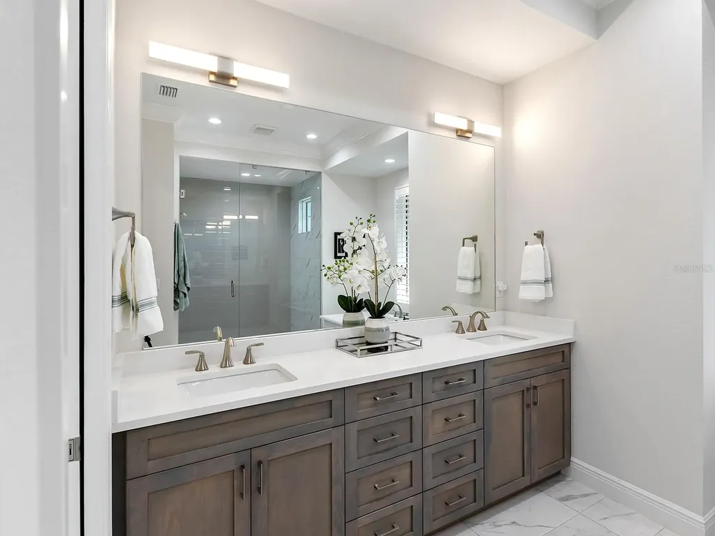 9220 Starry Night Avenue Sarasota FL 34241