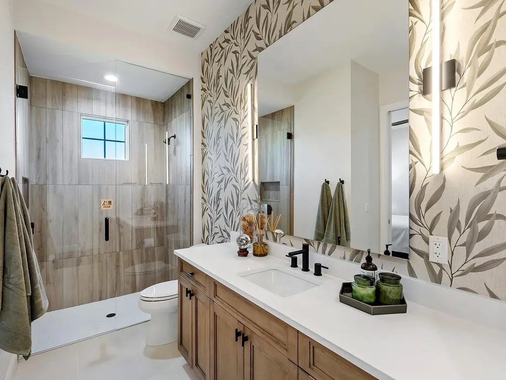 9220 Starry Night Avenue Sarasota FL 34241