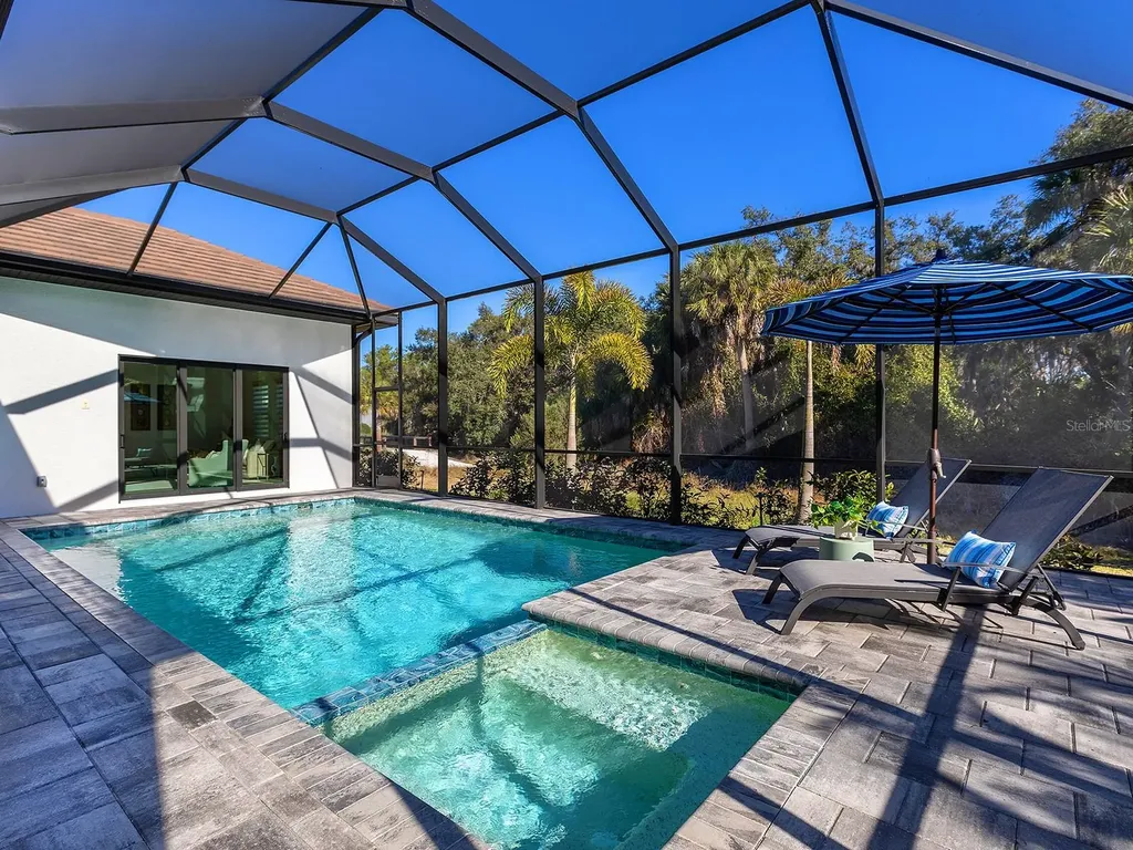 9220 Starry Night Avenue Sarasota FL 34241