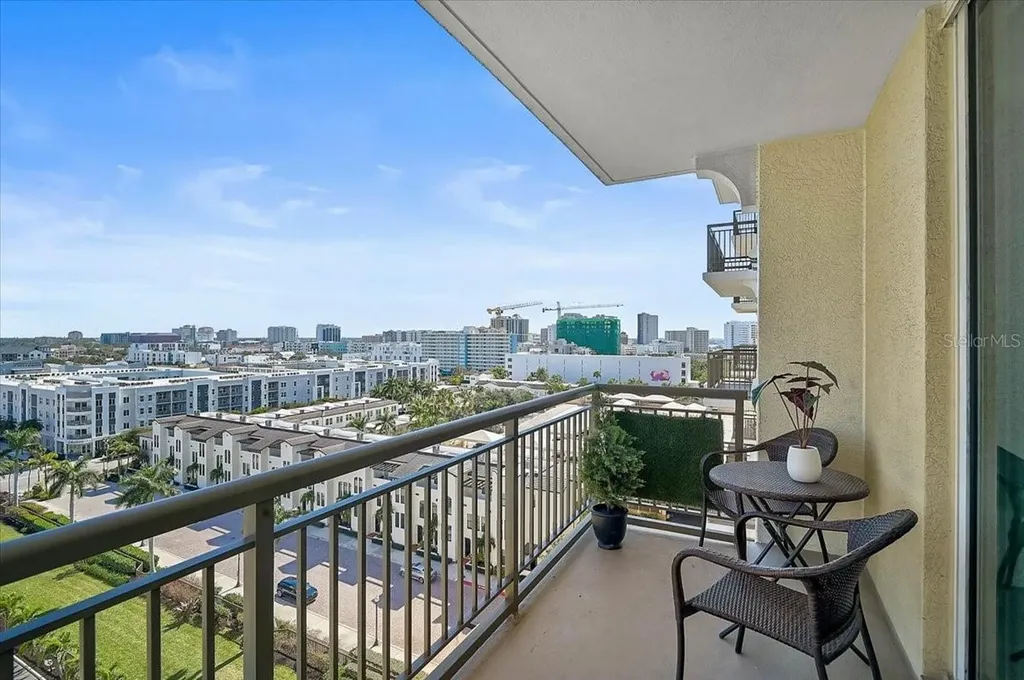 800 N Tamiami Trail Sarasota FL 34236