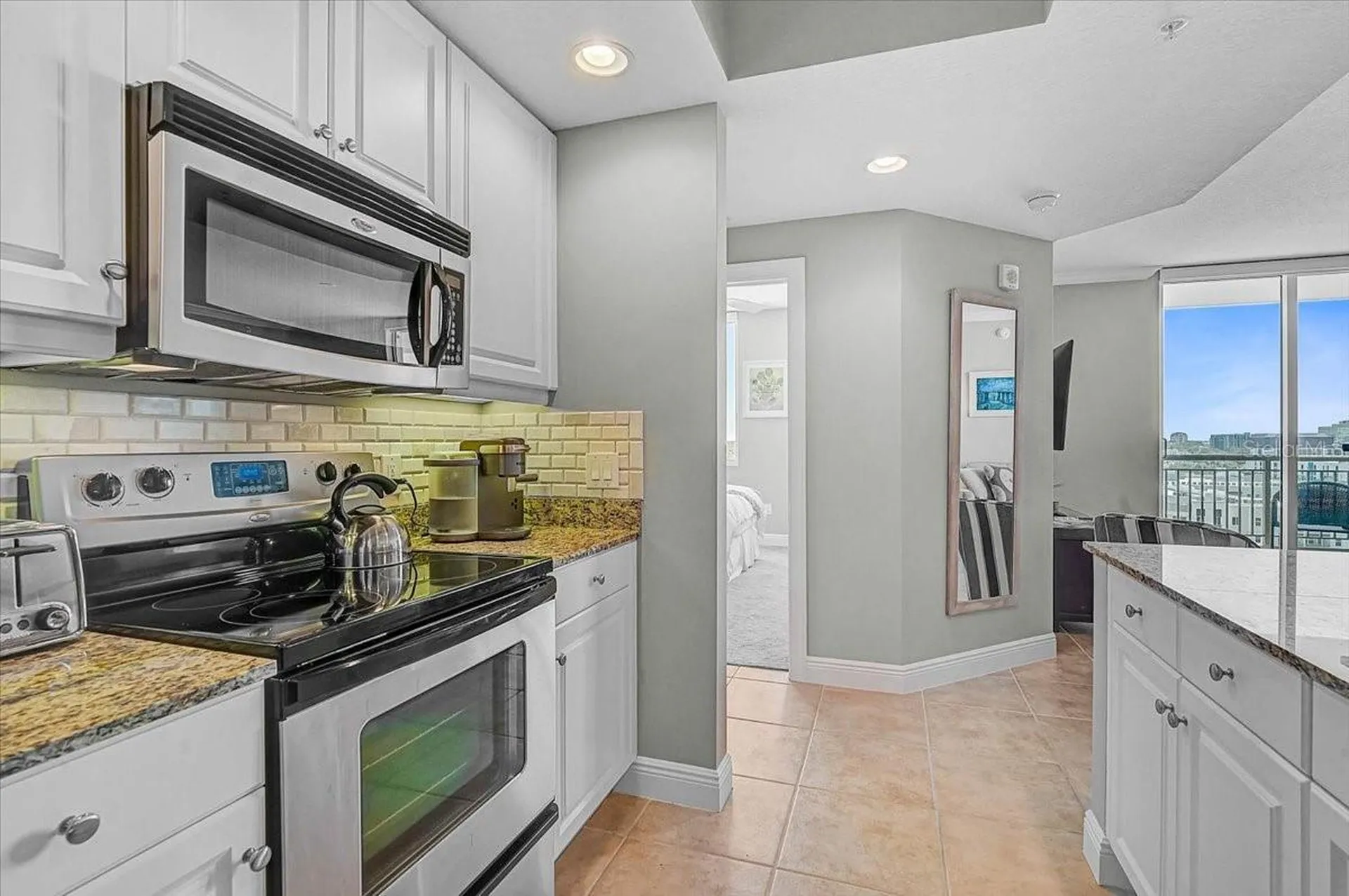 800 N Tamiami Trail Sarasota FL 34236
