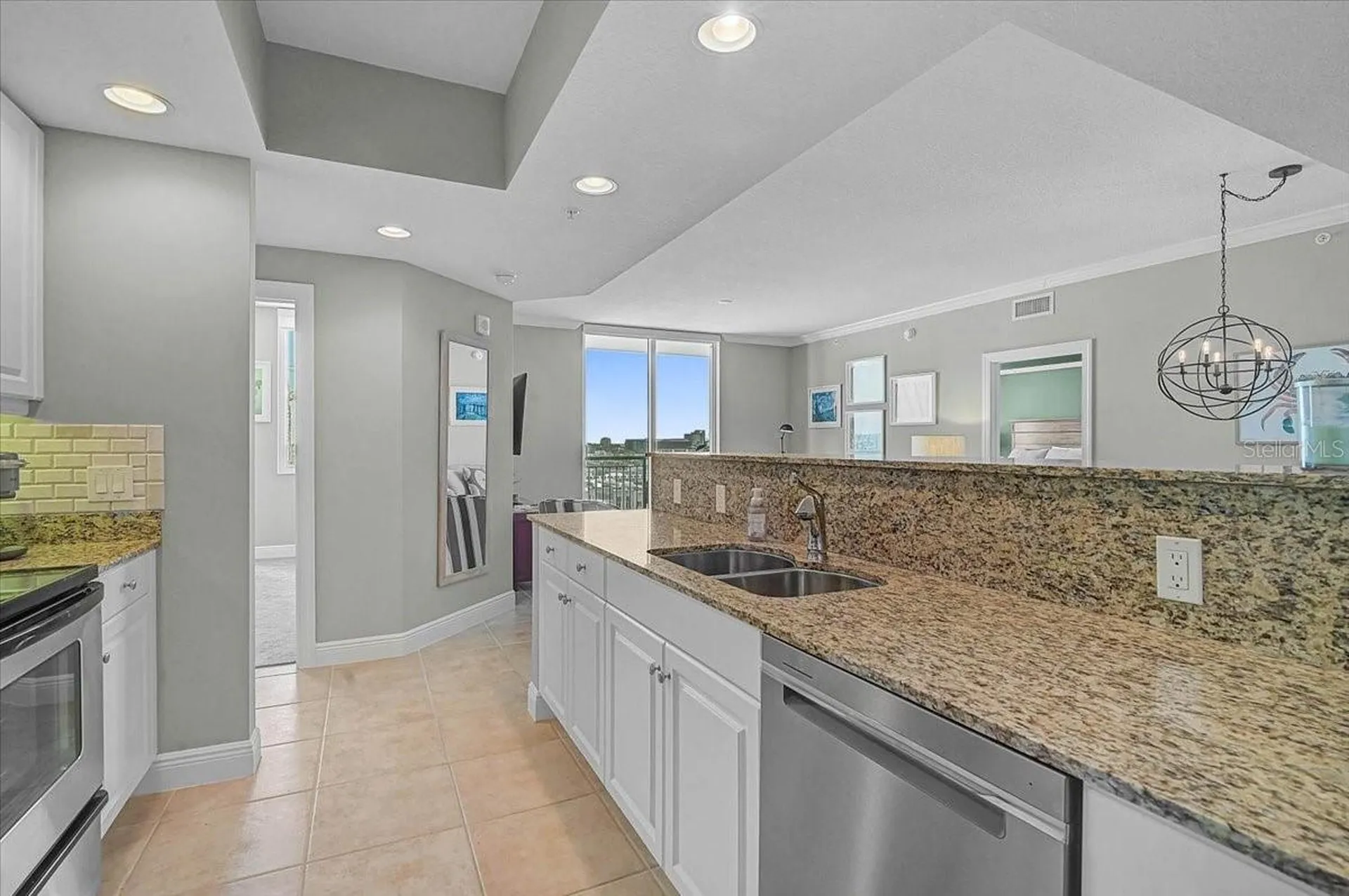 800 N Tamiami Trail Sarasota FL 34236