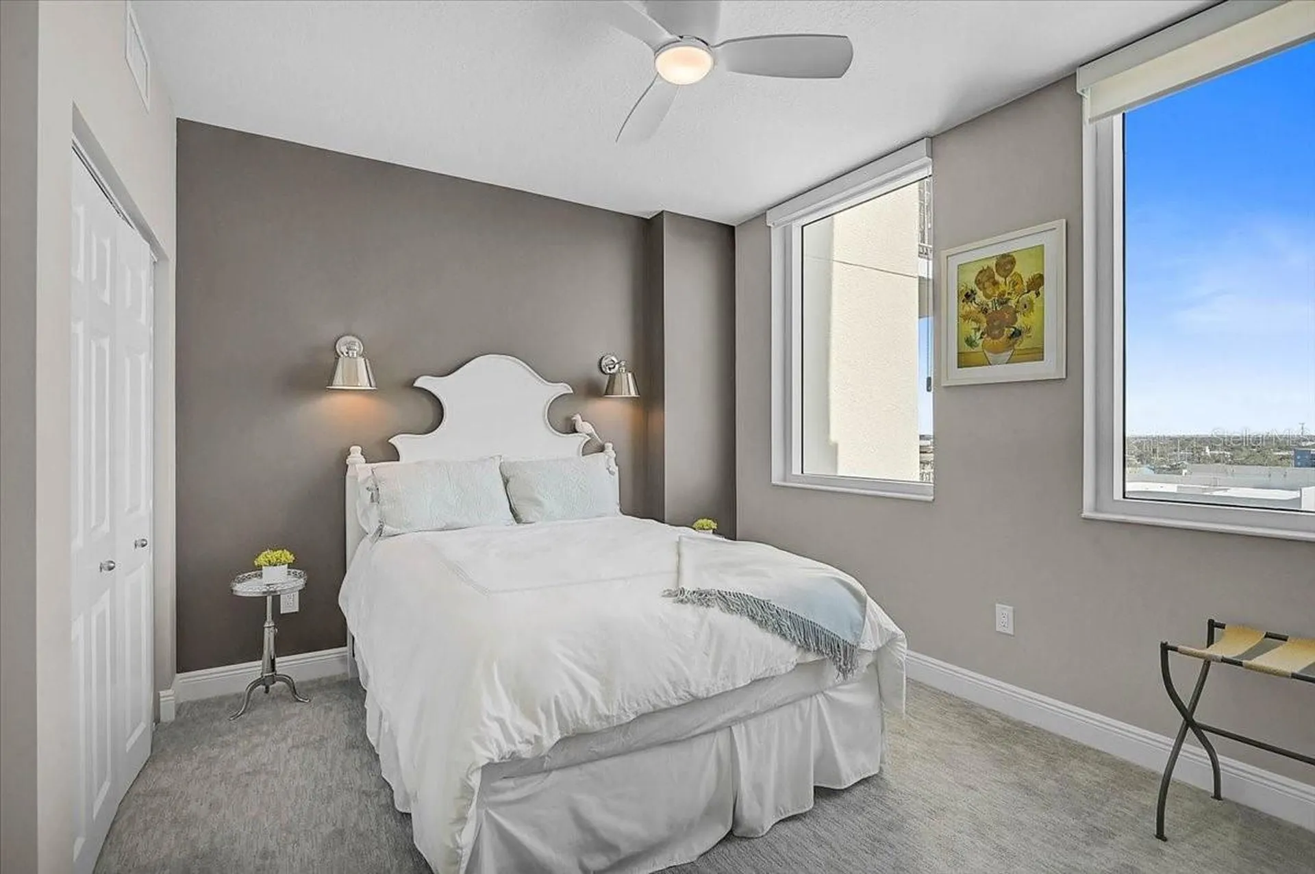 800 N Tamiami Trail Sarasota FL 34236