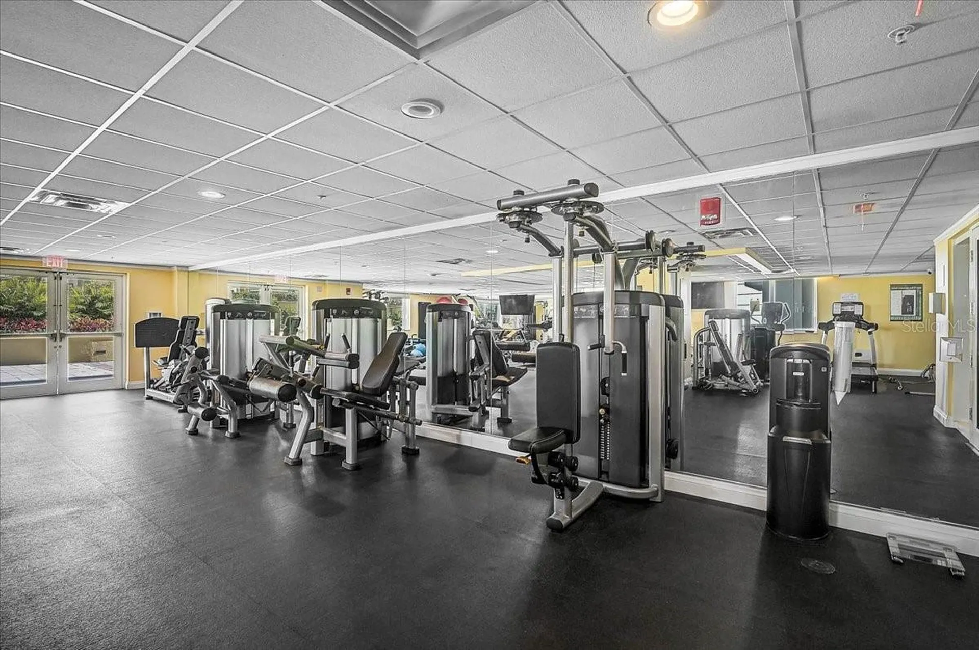 800 N Tamiami Trail Sarasota FL 34236