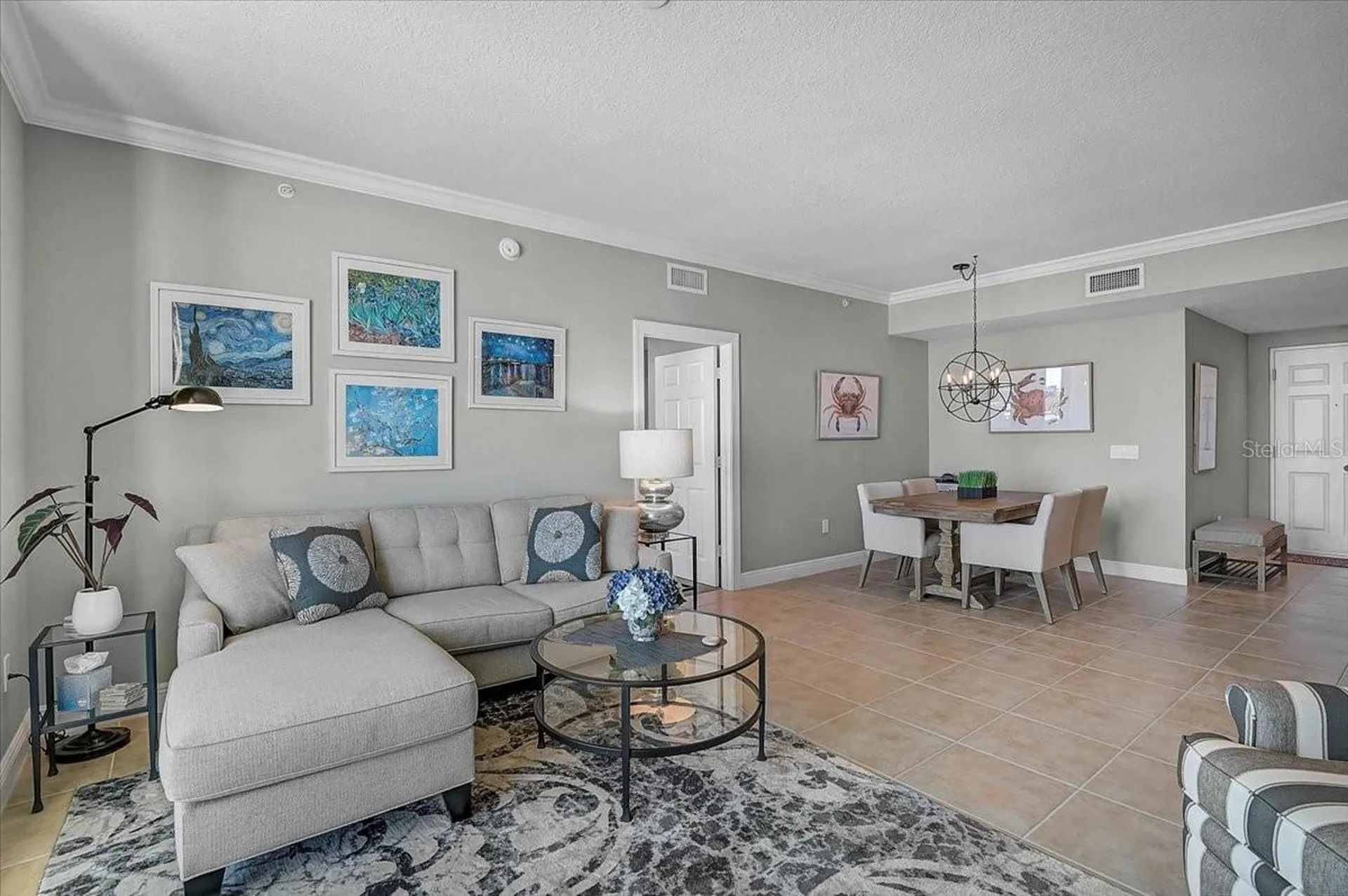 800 N Tamiami Trail Sarasota FL 34236