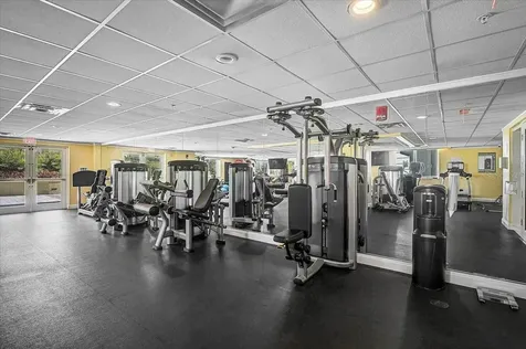 800 N Tamiami Trail Sarasota FL 34236