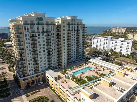 800 N Tamiami Trail Sarasota FL 34236